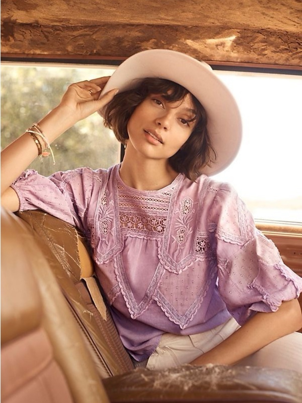 Anthropologie Aderyn Puff Sleeved Lace Peasant Blouse Lavender